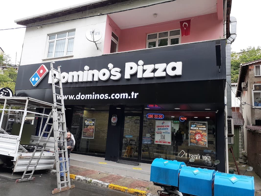 Domino's Pizza Darüşşafaka - Sarıyer