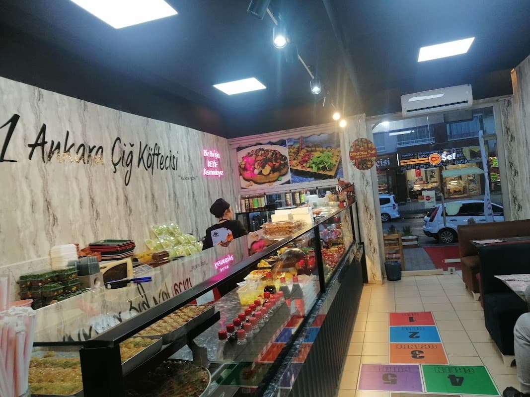 Bir Ankara Çiğköftecisi - Mamak