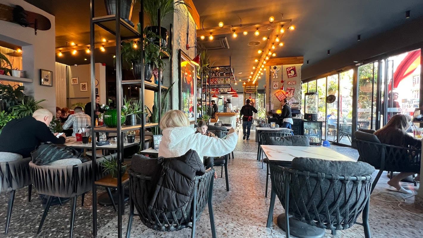 Cafe Local - Alanya