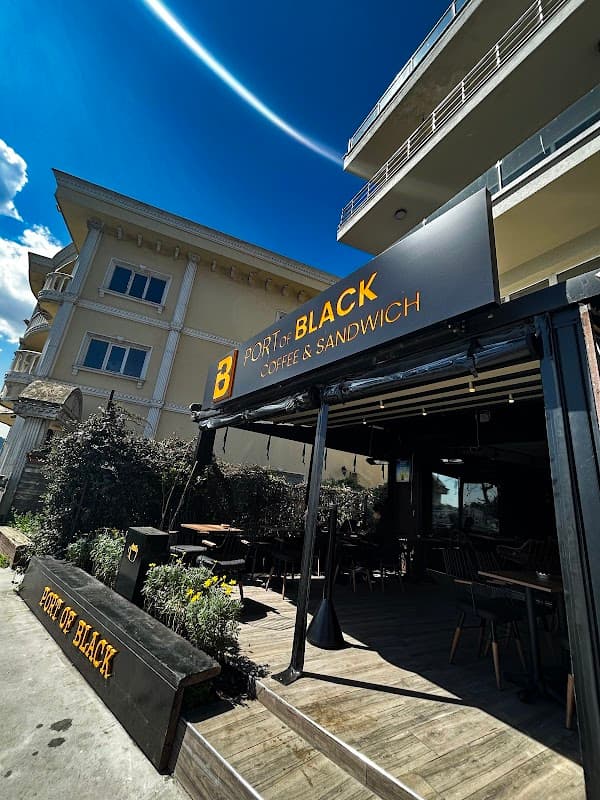 Port of Black Coffee & Sandwich - Sarıyer Kahve Dükkanı