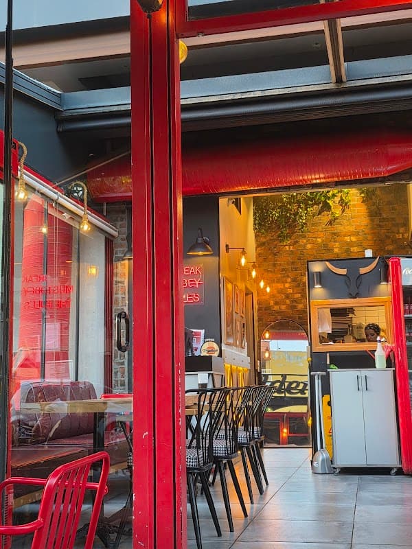 Goldenfingers Burger & Cheesesteak - Karşıyaka