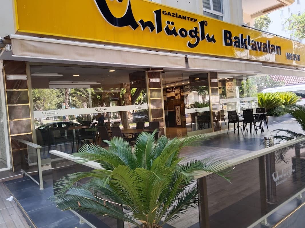 Gaziantep Ünlüoğlu Baklavaları - Uncalı - Konyaaltı Tatlı