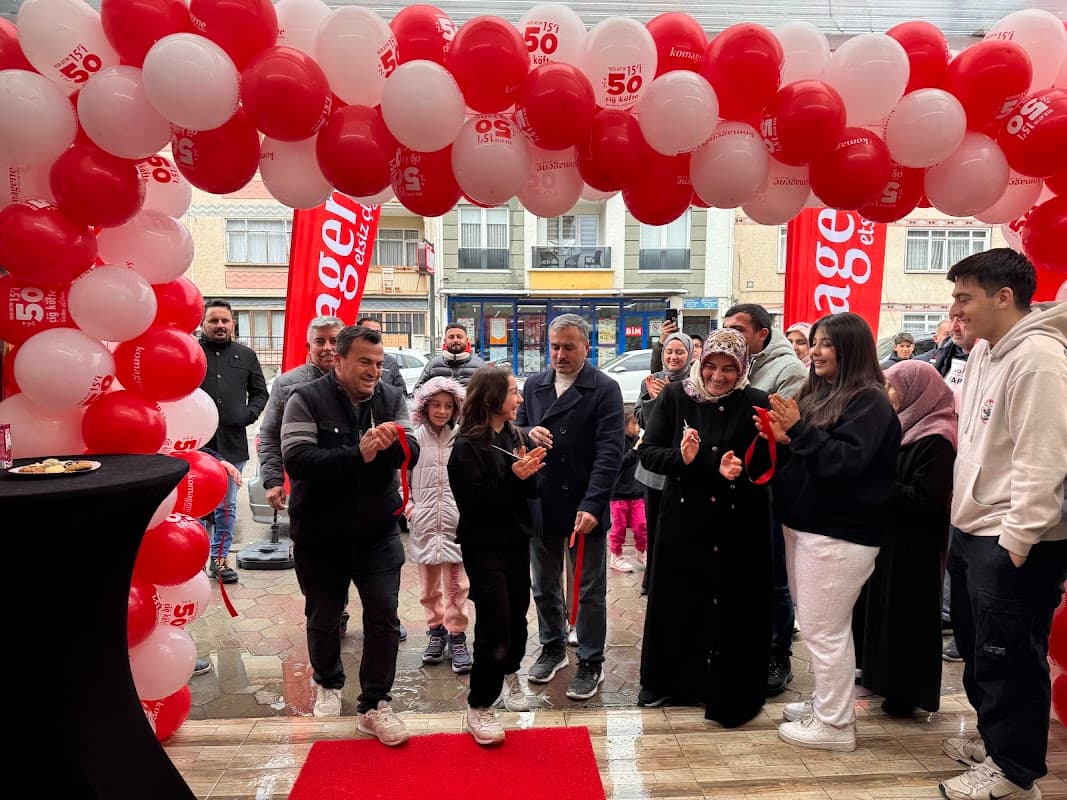 Komagene Etsiz Çiğ Köfte - İnegöl