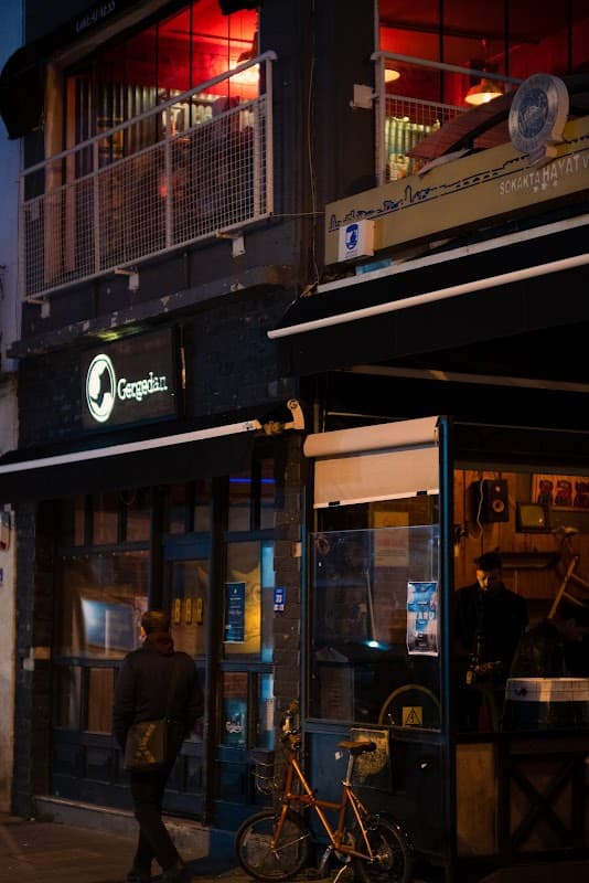 Gergedan - Bar